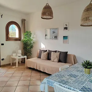 Hommy Lab - Stylish And Modern With Super Kitchen, Separate Entrance, Free Parking Olbia